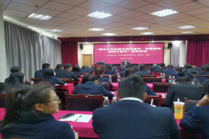 州政协委员陶勇在州投资集团开展“铸牢中华民族共同体意识...