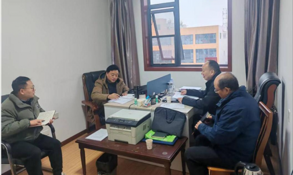 郝松董事长莅临经发公司指导工作  部署重点工作任务